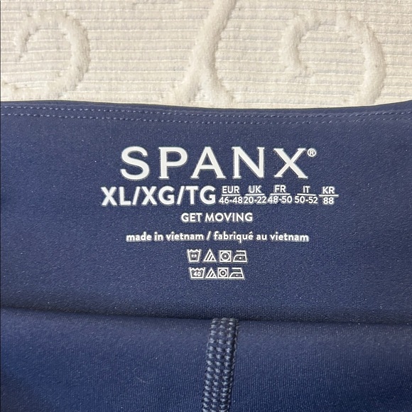 SPANX Get Moving Dark Blue Skort. XL. Nearly New. - Picture 3 of 12